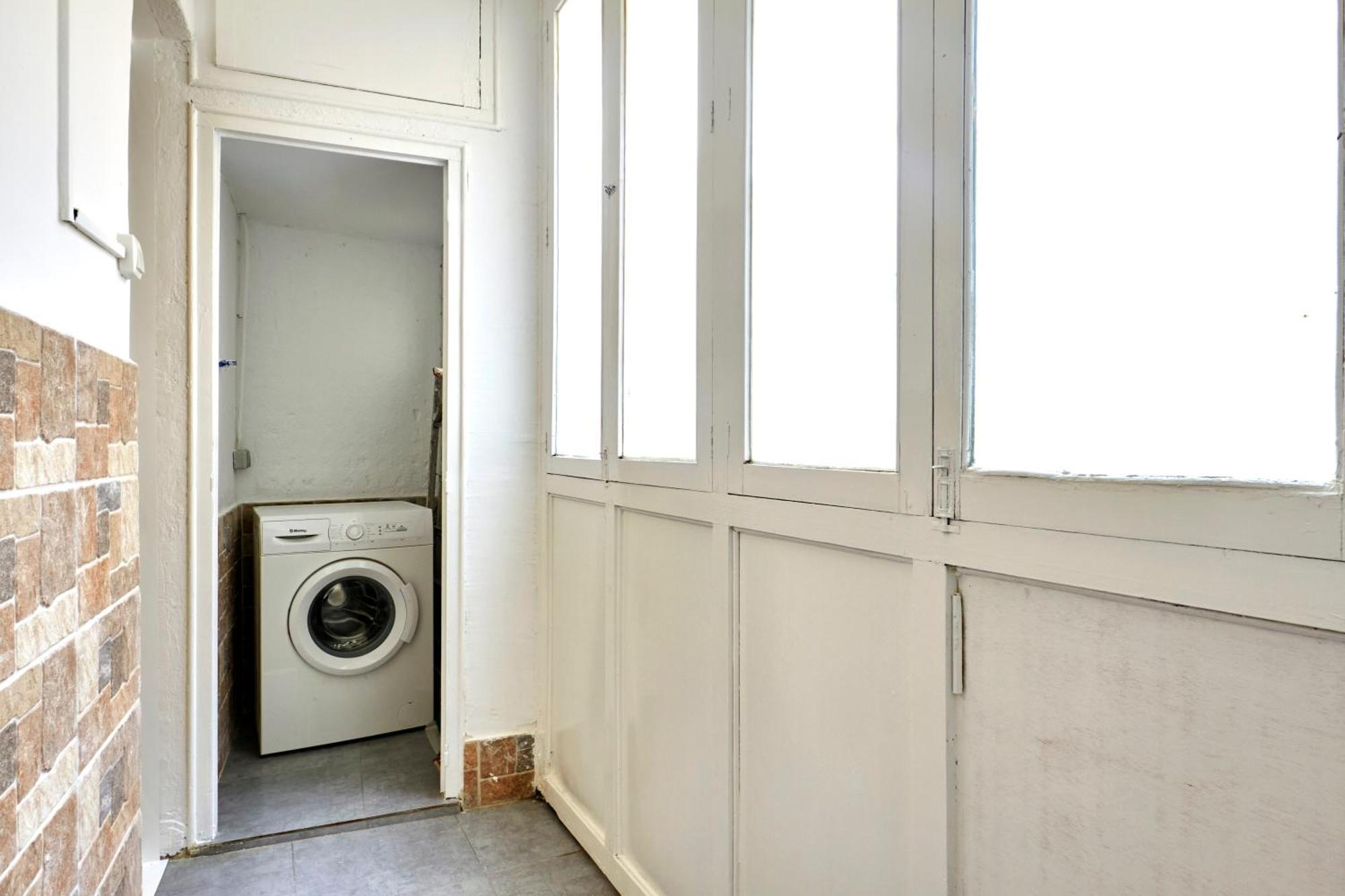 Comfortable Apartment Next To Apolo Theater Barcellona Esterno foto